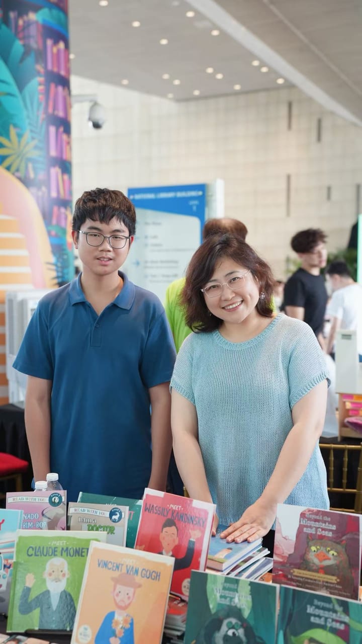 A Day as a Volunteer Bookseller During Singapore’s National Reading Month